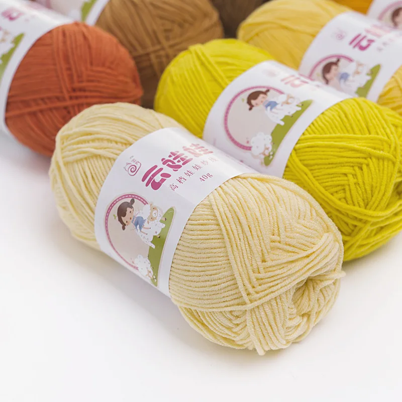 Wholesale 4 ply soft worsted knitted baby yarn combed milk cotton yarn for crochet mick cotton yarn