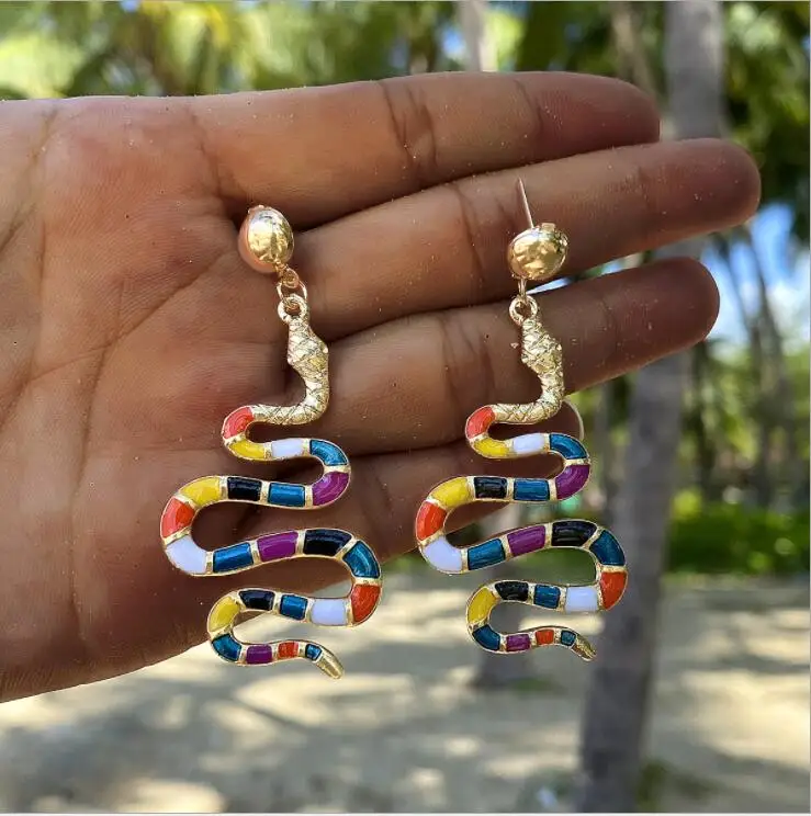  Bohemian Butterfly Flowers Pearl Dangle Drop Earrings for Women Vintage Snake Geometry Hollow Metal Gold