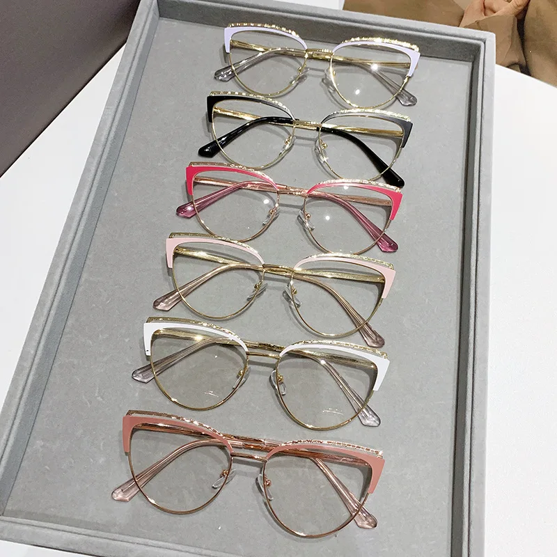 Fashion Cat Eye Anti Blue Light Blocking Computer Glasses Retro Metal Glasses Photochromic Anti Blue Light Eyeglasses Frames
