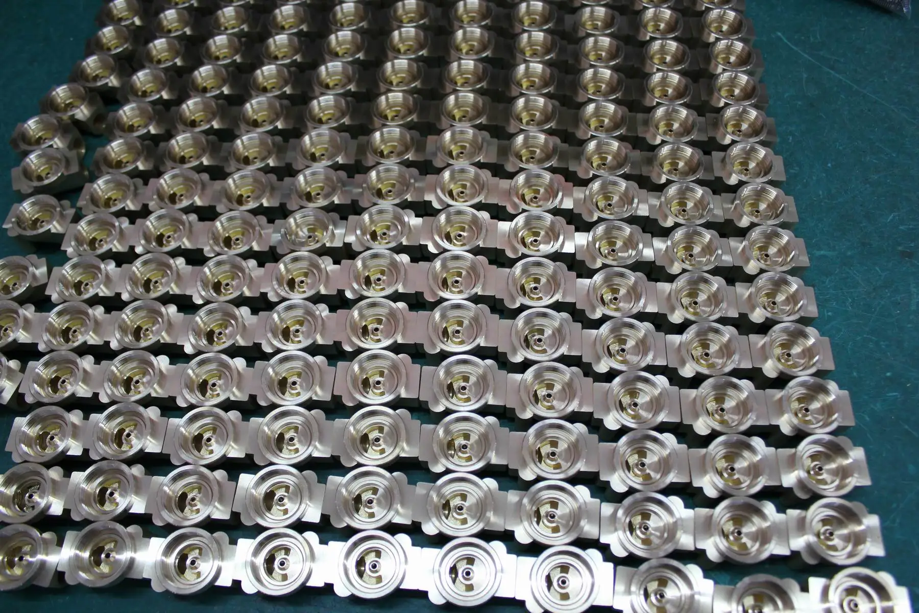 SENYA USF Series 2/2 ways Pilot Operated Steam Brass Solenoid Valve for water