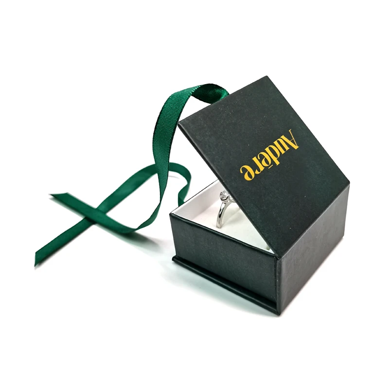 Custom Logo Jewelry Packaging Earring Necklace Bracelet Luxury Cardboard Magnetic Jewelry Box