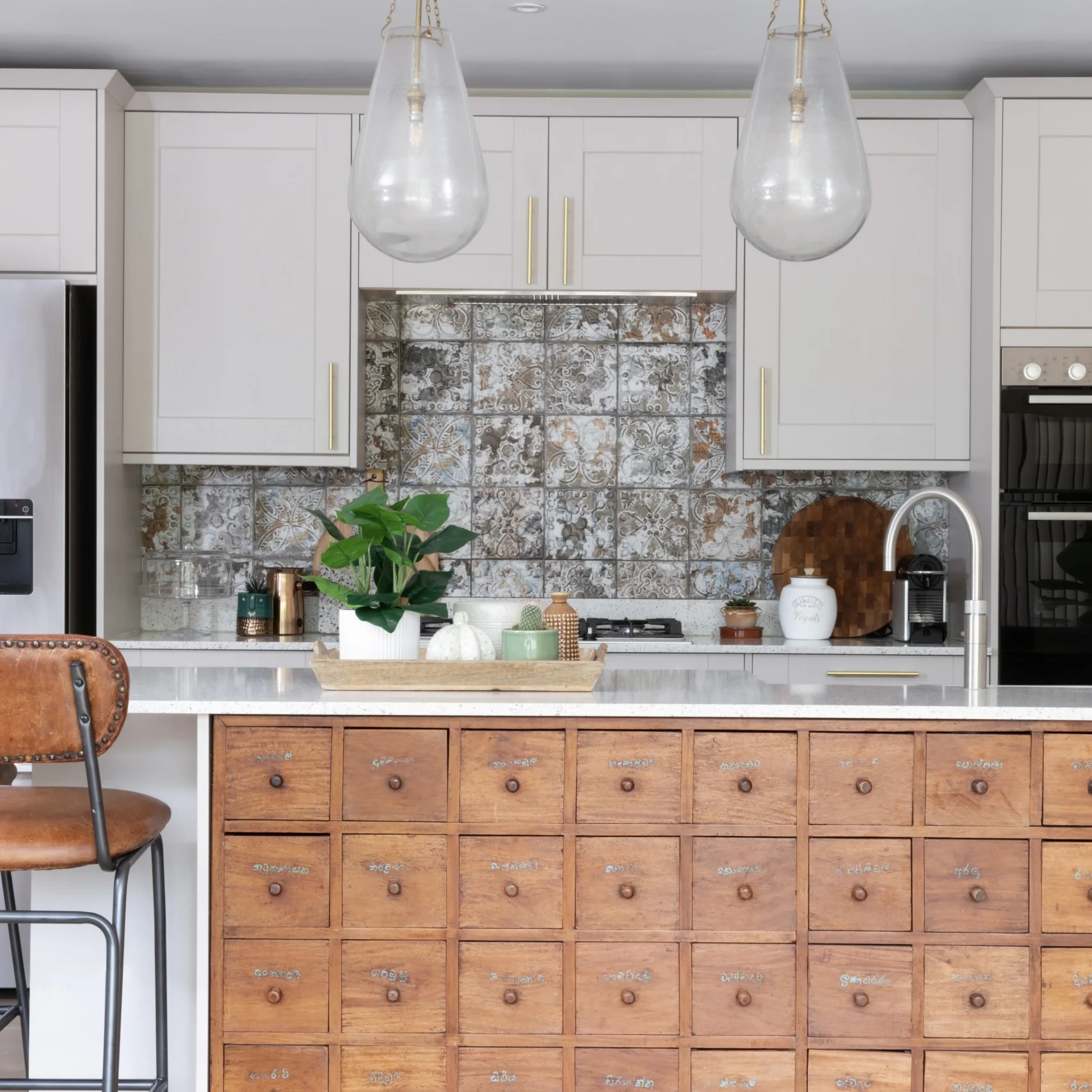Luxury modern smart modular kitchen design wooden furniture veneer door panel economic wood wall kitchen cabinet with island