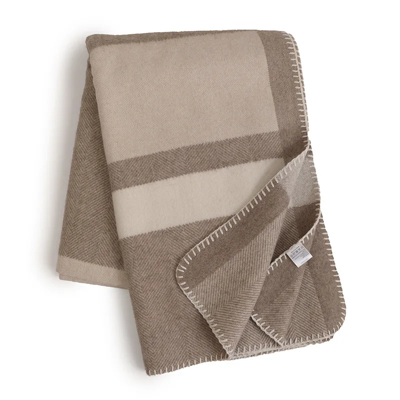 EDELWEISS New Arrival Jacquard Twill 100% Lamb Wool Blanket Leisure Outlook Merino Wool Blankets Custom Packing Woven Winter