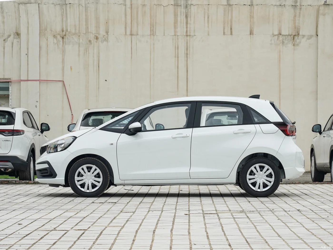In Stock Sales Chinese Fuel Car 5 Seats Hatchback Hon-da Fit 2023 1.5L CVT Vehicle For Adults Carro
