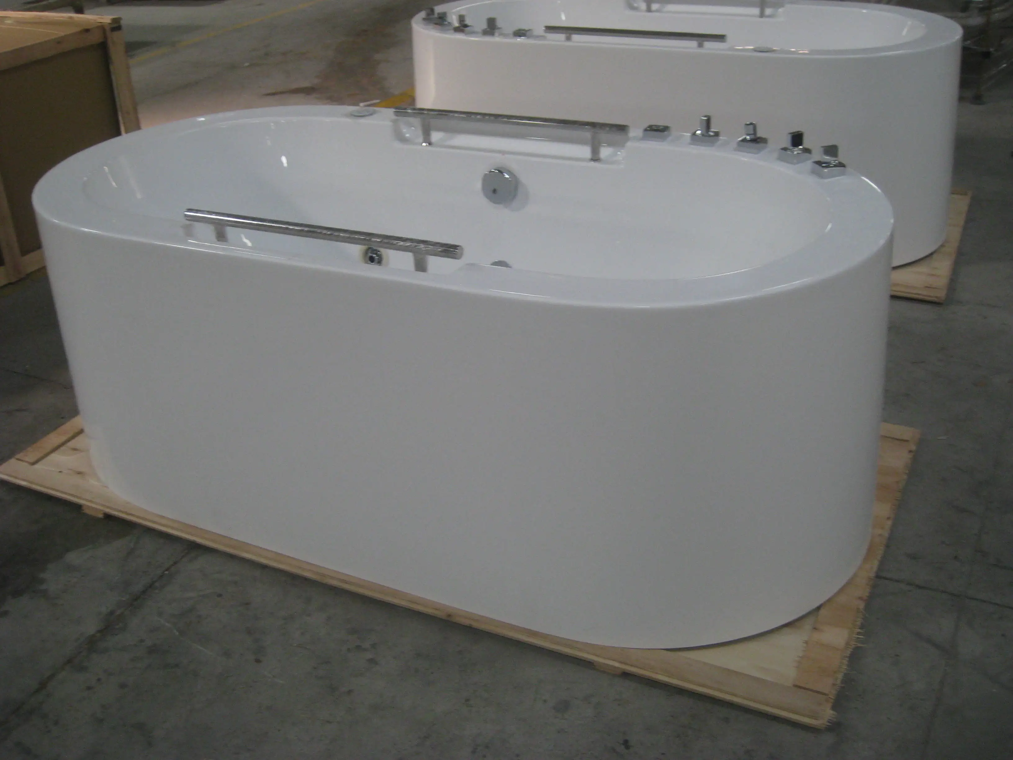 Luxurious big size air jets spa hot tub free standing whirlpool bath tubs