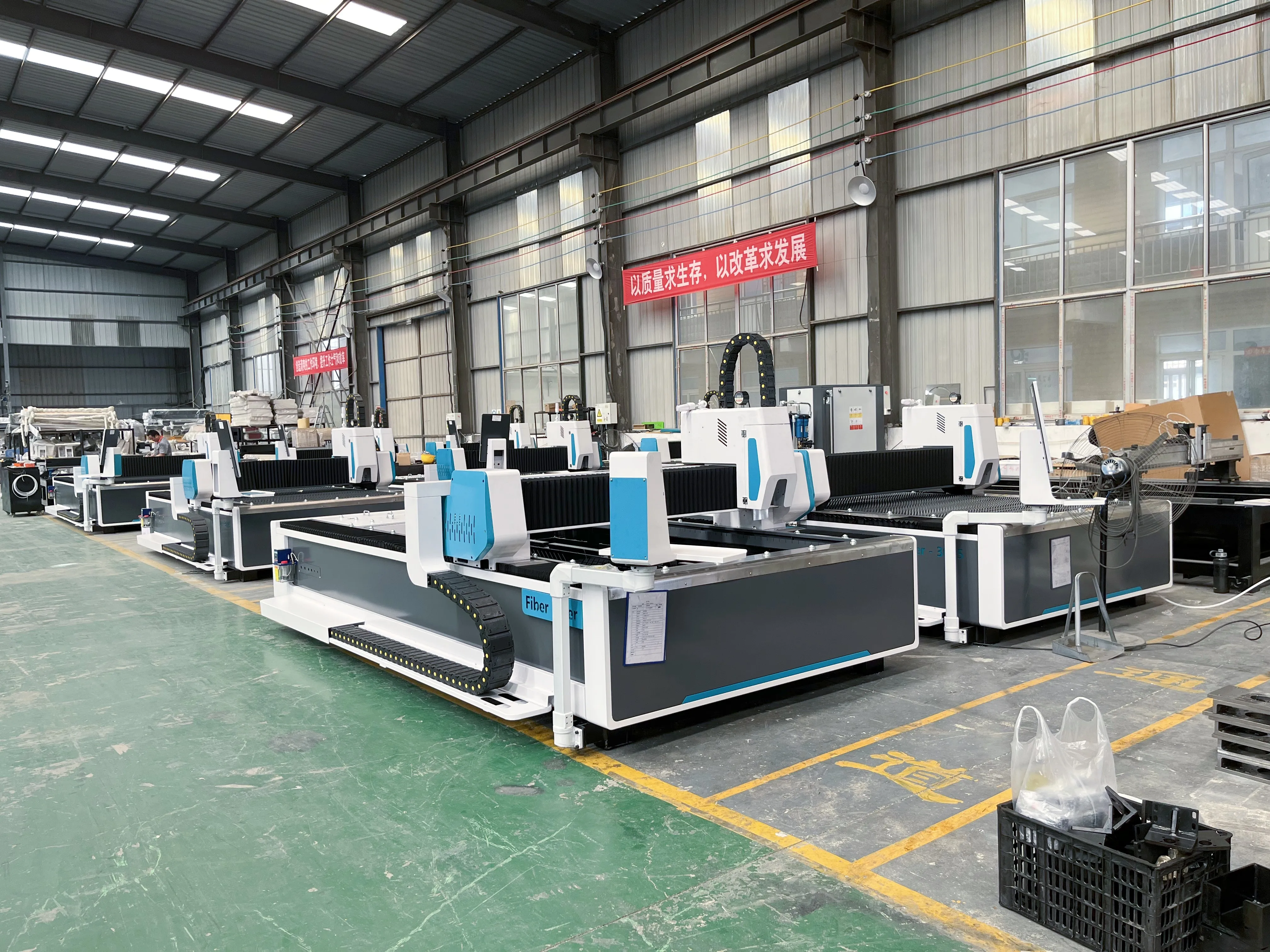 High Speed 3015 2000 watt 3000 w fiber laser cutting machines price metal plate cutting machine for sale