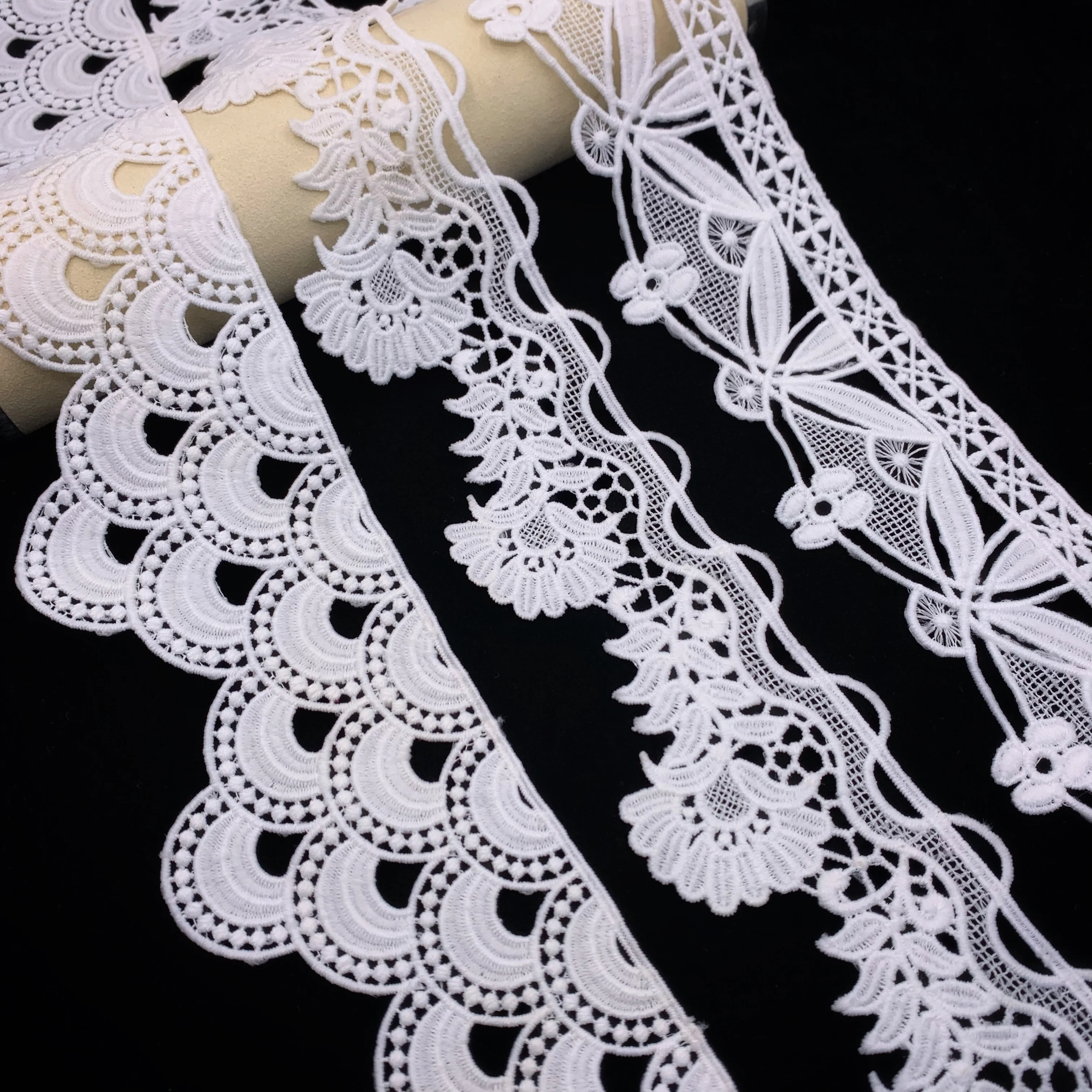 Custom Wholesale Good Quality Milk Silk Garment Trimming Water Soluble Lace Chemical White Lace Trim