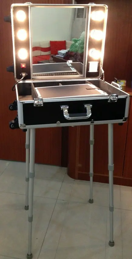 luxury aluminum rolling makeup case with lights makeup case with light and stand From Manufacturer Winx Foshan,Guangdong,China