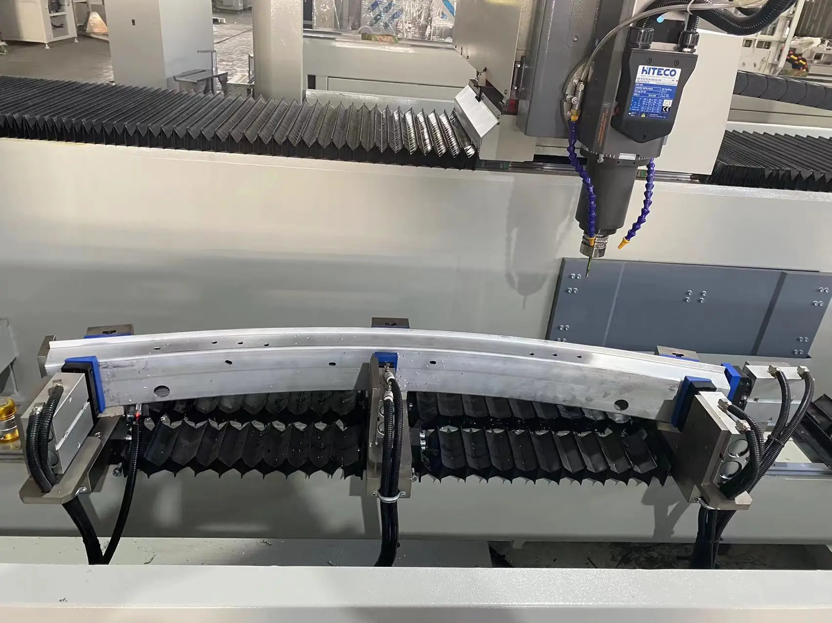 ATC  Aluminum Profile CNC Milling And Drilling Machine CNC router