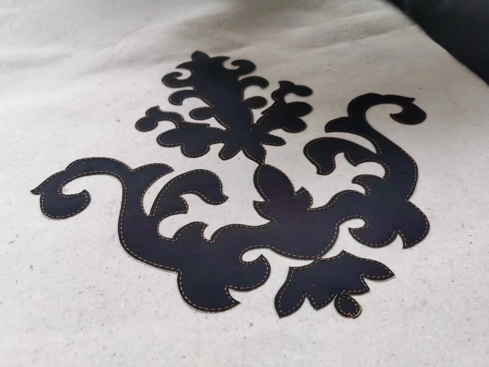 Многофункциональная 600*1200 мм 1201 плоская + синелловая вышивальная машина лазерная резка с легкой кодировкой и лазерной резкой