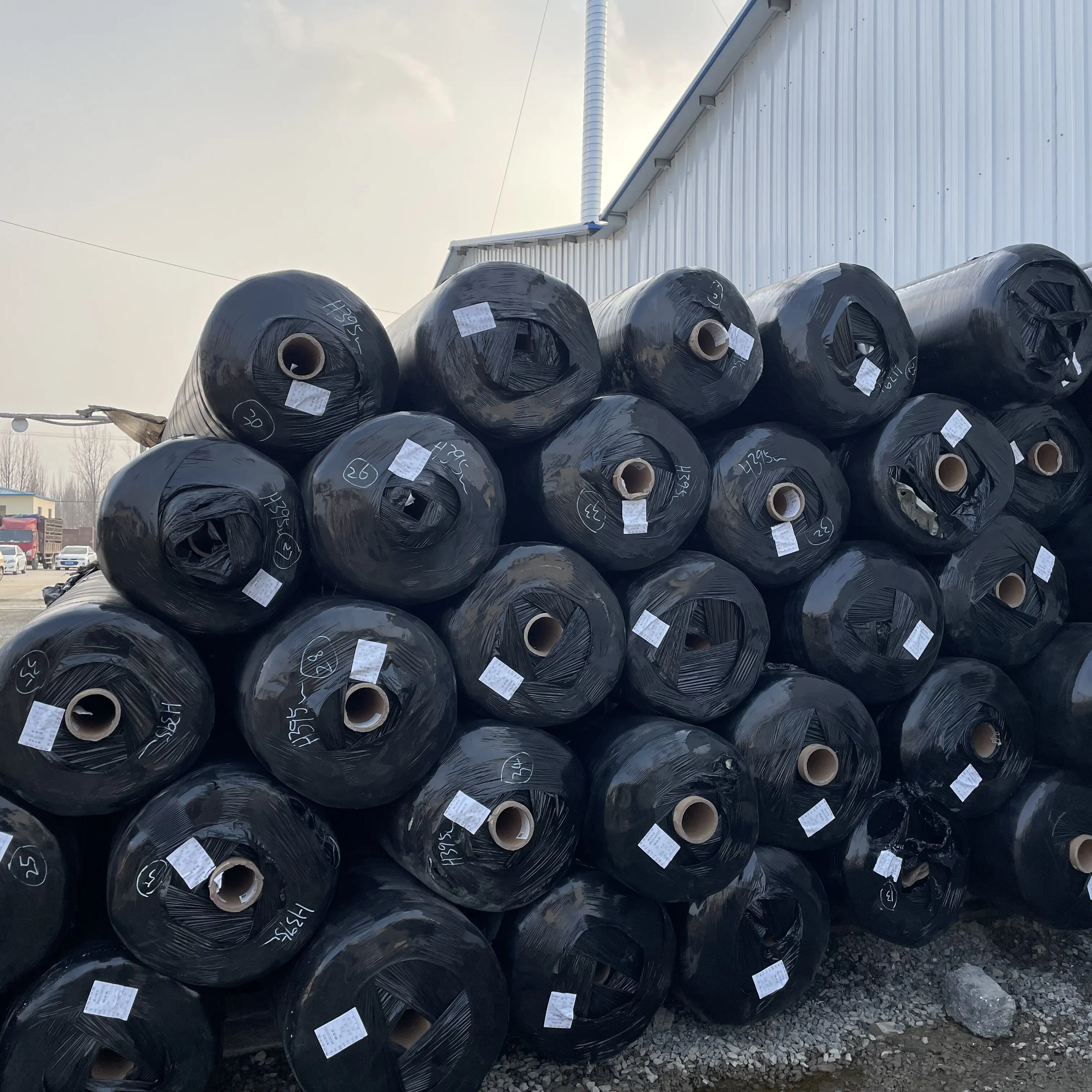 Manufactured from PP Material Factory Price Jumping Bed Trampoline Mat Trampoline Fabric & Mesh Roll-for Outdoor Recreation