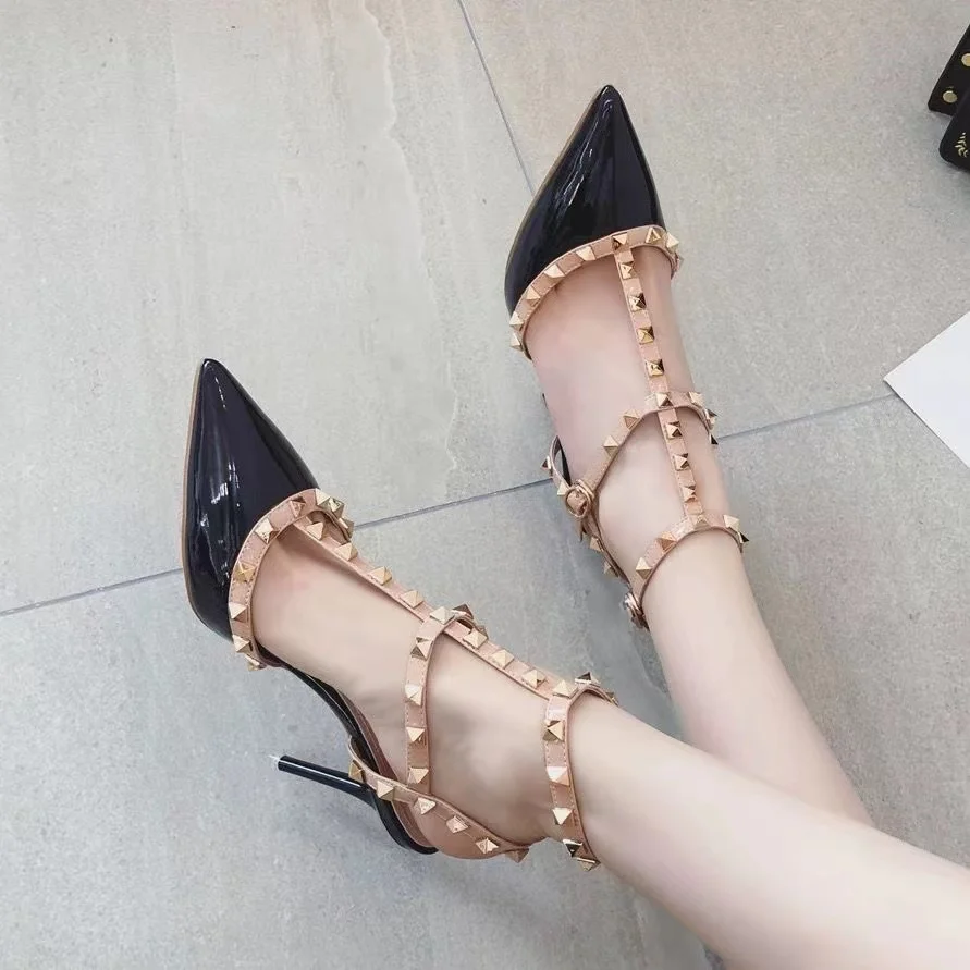 Wholesale 2022 New Big Name Designer Sexy Stiletto Rivet High Heels
