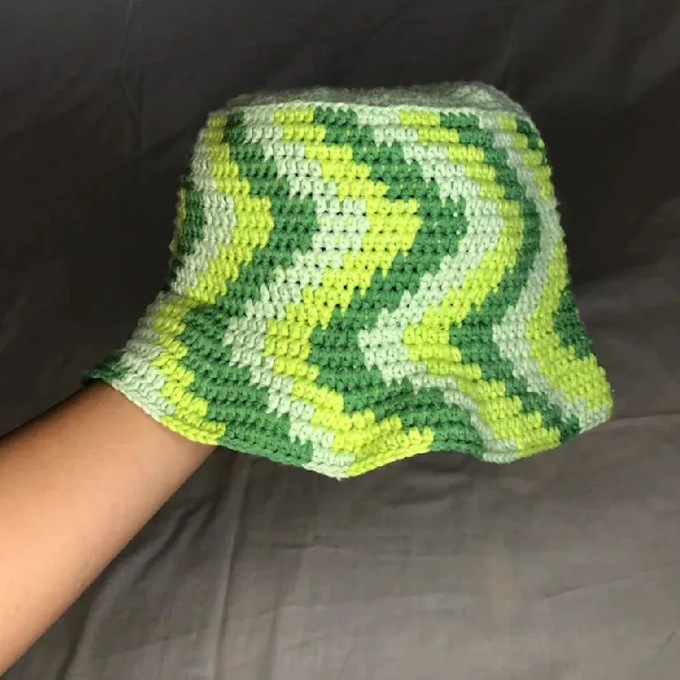 New Striped Rainbow Knitted Woolen Fishing Cap Autumn Winter Retro Ruffled Warm Bucket Hat