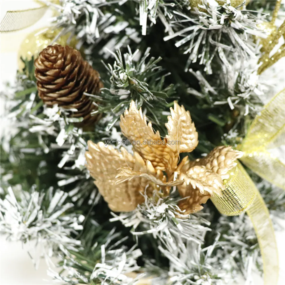 New Design Artificial Christmas Trees Gold Plastic Outdoor Indoor Xmas Tree Pots PVC Green Snow Tree Table Decor