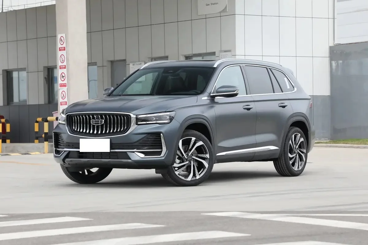 New Gelly Geely Monjaro 2.0 td Flagship Suv Car Geely Monjaro 2024 Xingyue L 2023 2.0td New 4WD Offroad Vehicle Russian
