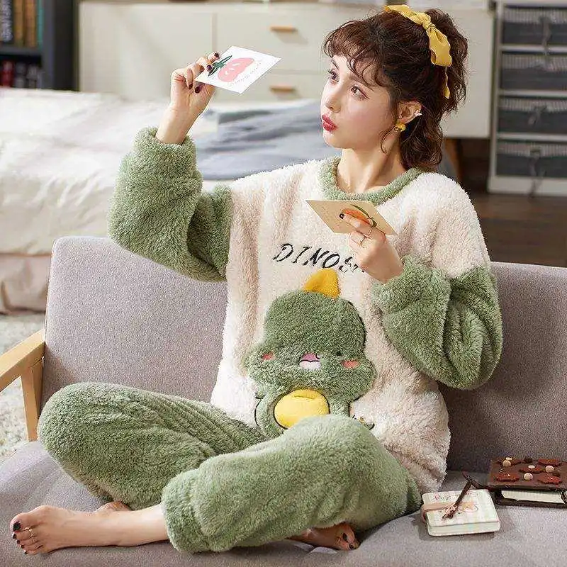 Supplier Winter Pajamas Women Set Classic Flannel Warm Home Clothes Simple Style Pullover Round Neck Pajamas