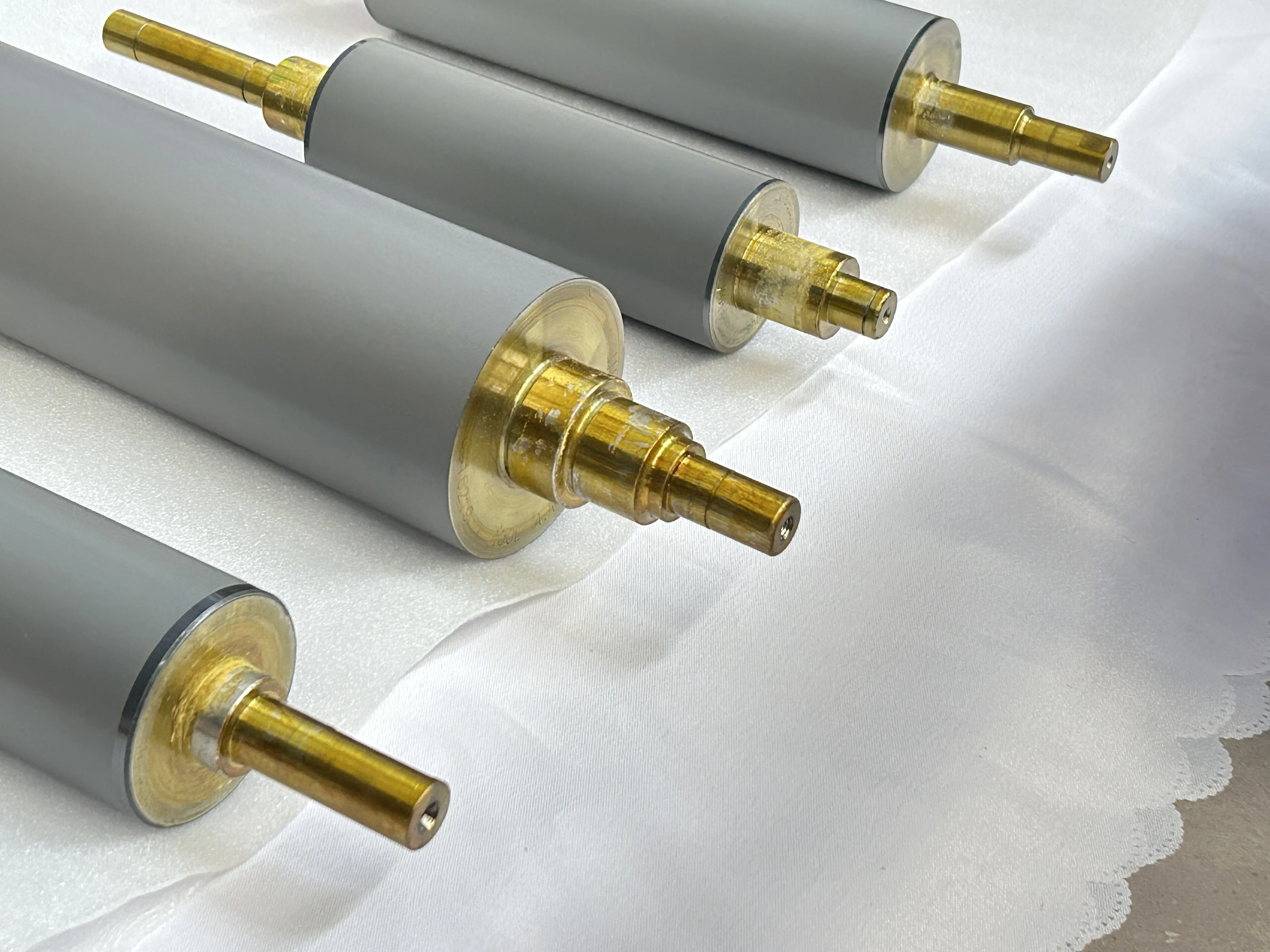 China 2024 High-quality Ceramic anilox rollers for flexographic printing from China ceramic anilox sleeves