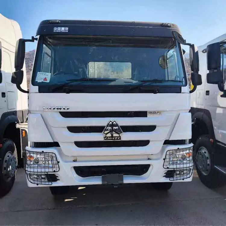 Высококачественный сверхмощный 10 колесный автомобиль Sinotruk 6x4 380 л.с. Howo тягач с прицепом для продажи в Замбии
