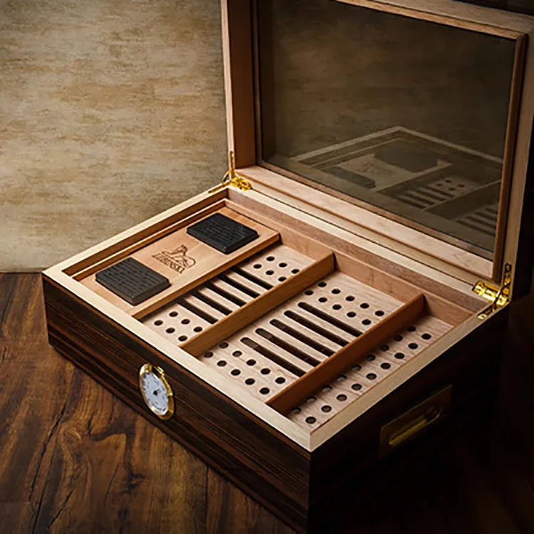 Luxury Lacquer Wood Cigar Boxes Manufacturer Cigar Box Custom