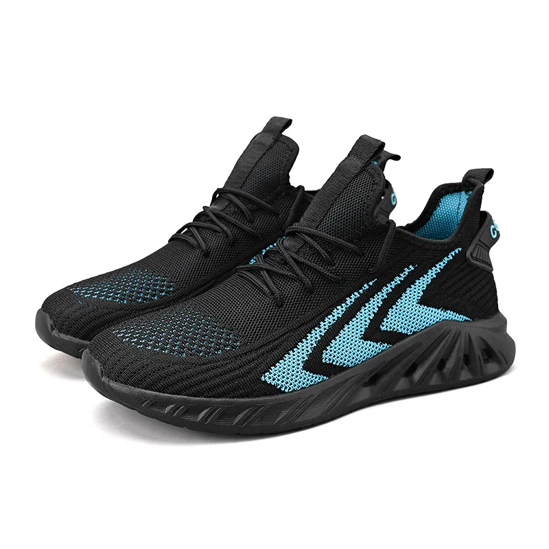 2022 new super large size breathable flying woven trend couple casual running shoes net shoes men