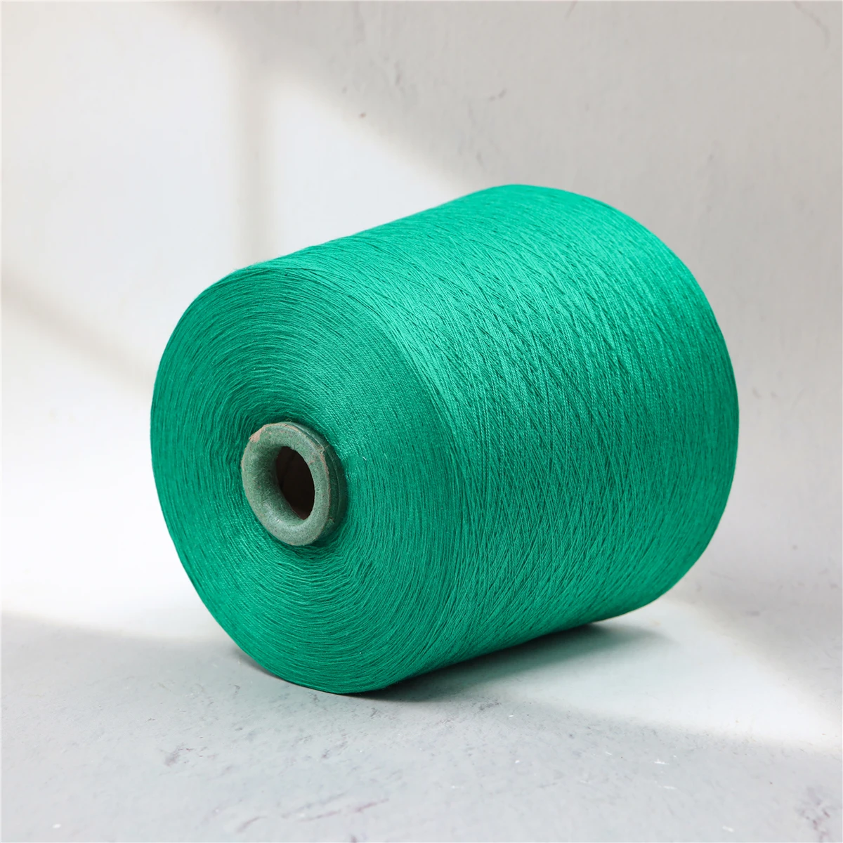 50NM 6%Natural Silk 6%Wool 22%Nylon 28%Acrylic 38%Polyester Silk blended yarn Wool Blended Weaving Yarn for Knitting