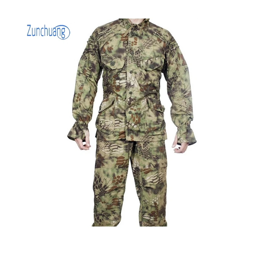 Wholesale Manufacturer Customized Camouflage Combat Suit Tactical Uniform Clothing