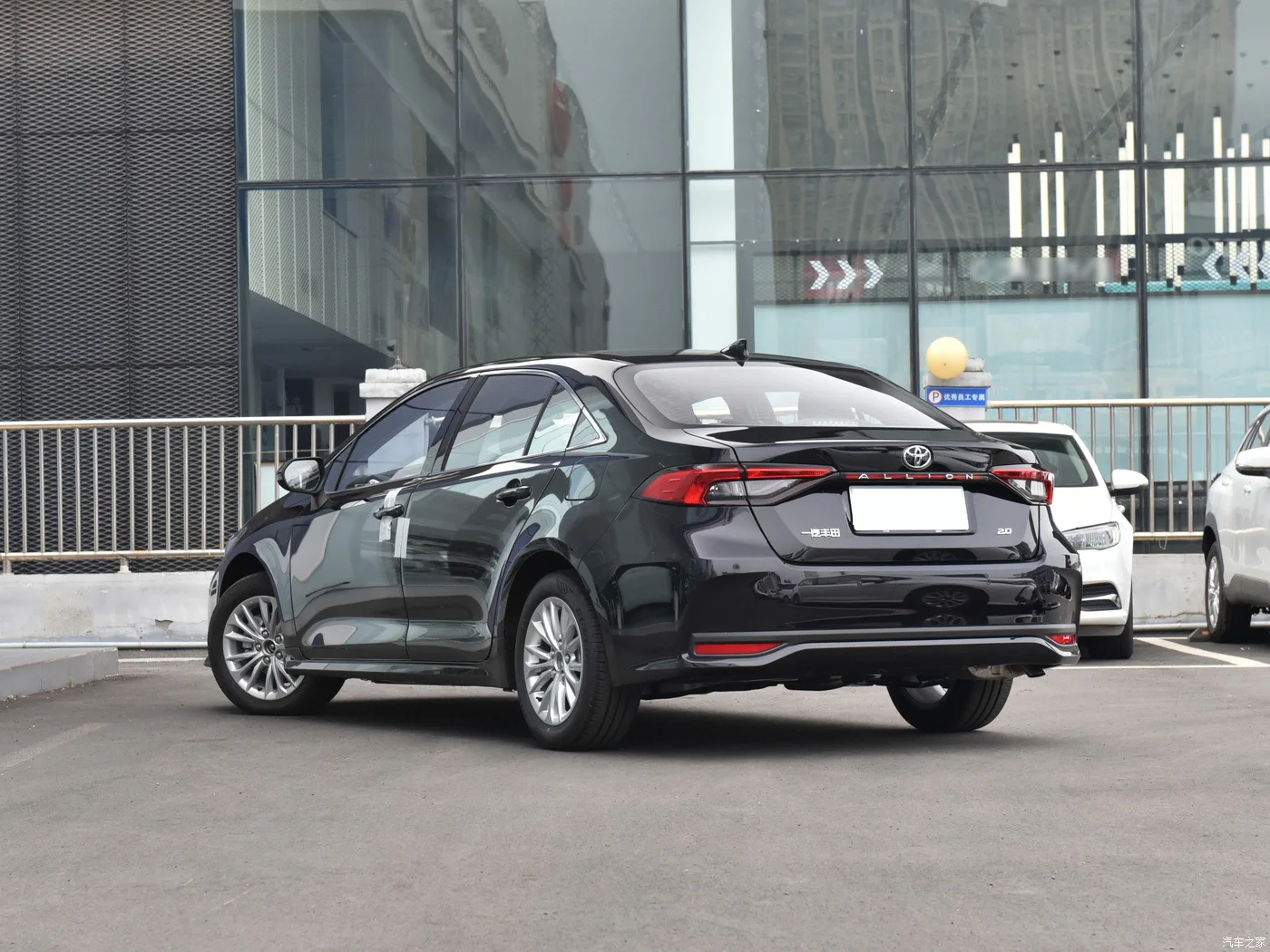 Toyota Allion Deluxe бензиновые автомобили новые 5 мест семейные б/у toyota