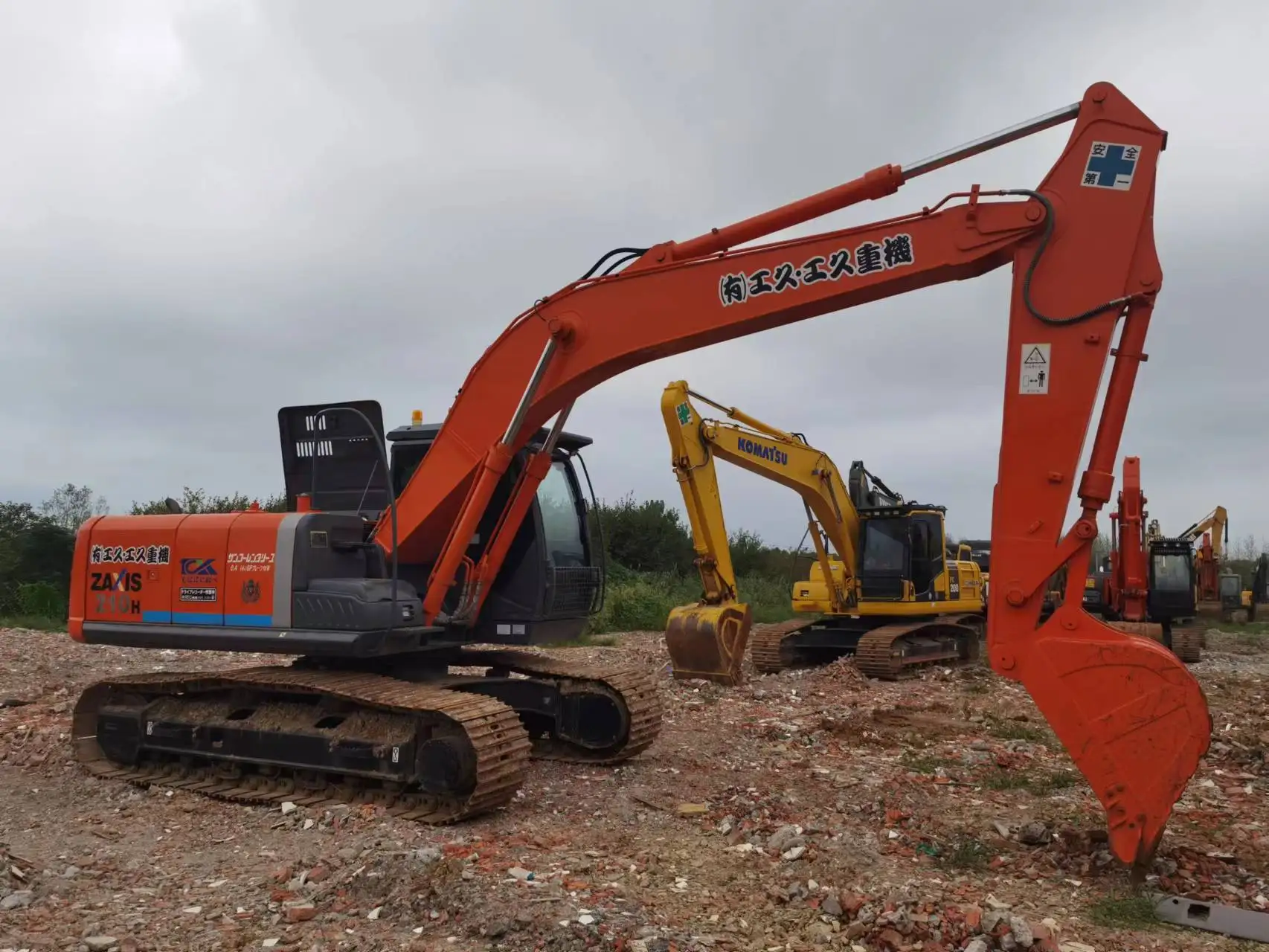Japan imported hitachi zx210 excavator used zaxis 210 hydraulic tractor excavator second hand zx210 zx 210-3 construction digger