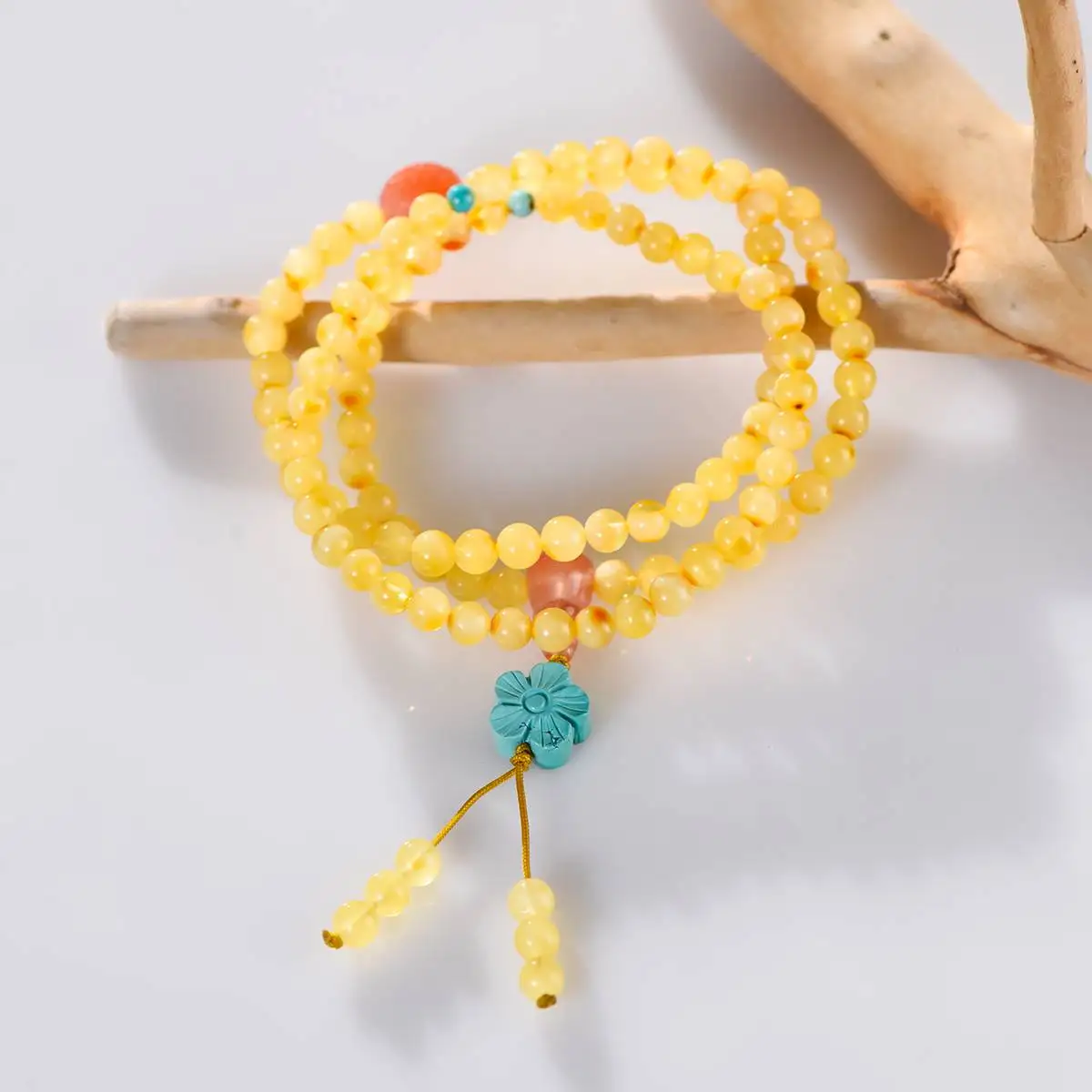 High Quality Crystal Amber Necklace Polished Jewelry Beads with Feng Shui Love Theme for Home Decor Crystal Crafts