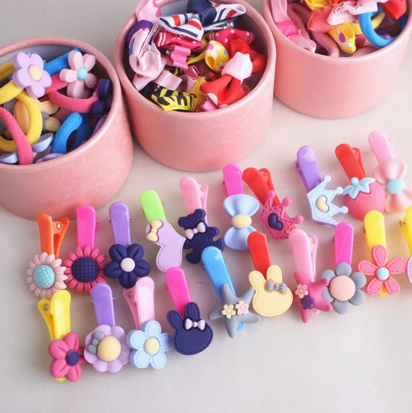 Cute kids cartoon and bows hair clips and Elastic rubber band packing  20pcs in nice gift box