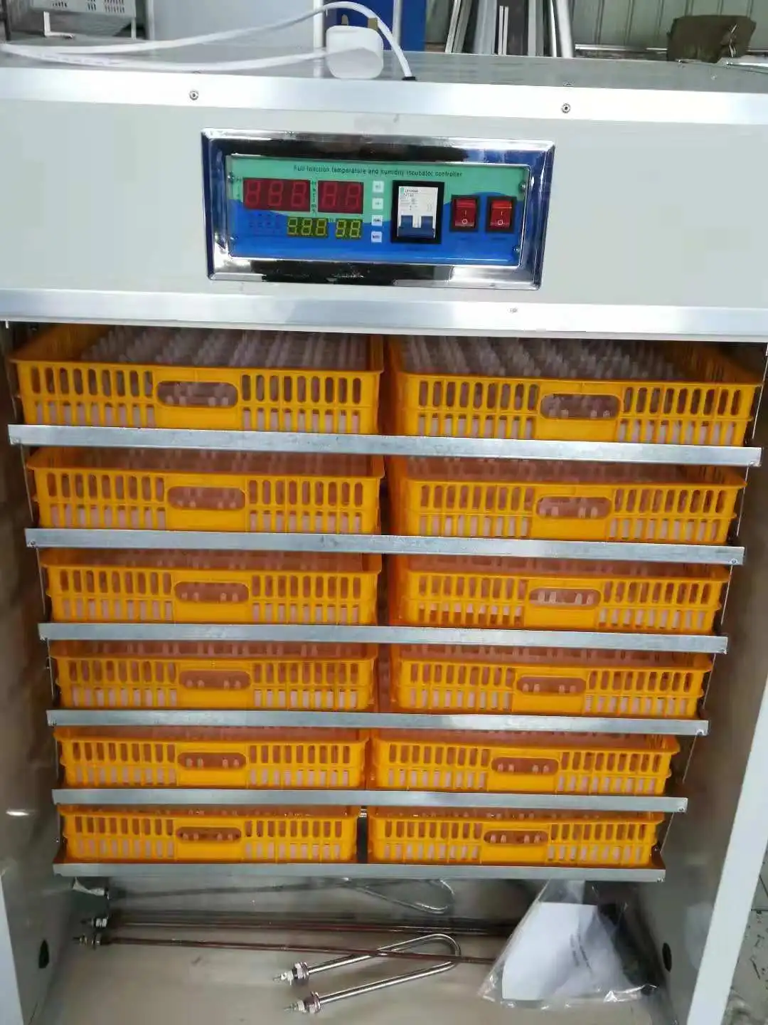 Dual power Solar incubators hatching eggs Automatic turning motor 440 eggs incubator thermostat