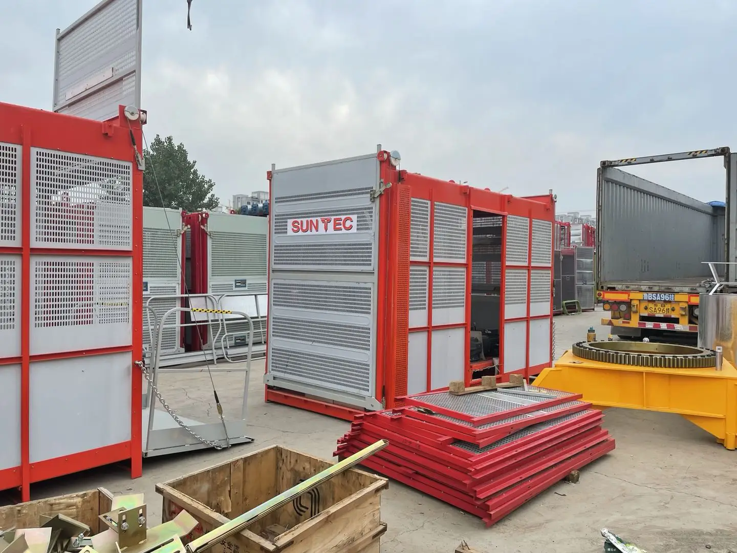 SC200/200 2Ton Construction Hoist Building Elevator  Price Factory Outlet