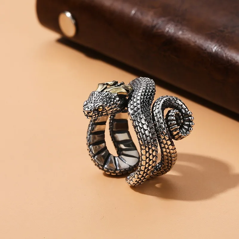 New design Antique silver custom jewelry adjustable Horn Viper snake ring for man