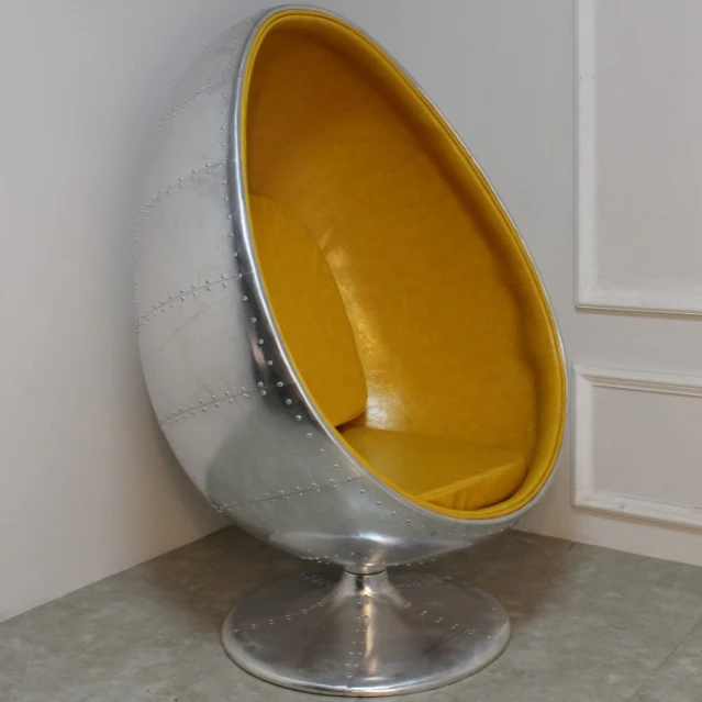 China Manufacturer Luxury Aviator Egg Chair Upholstered Fiberglass Egg Pod Chair