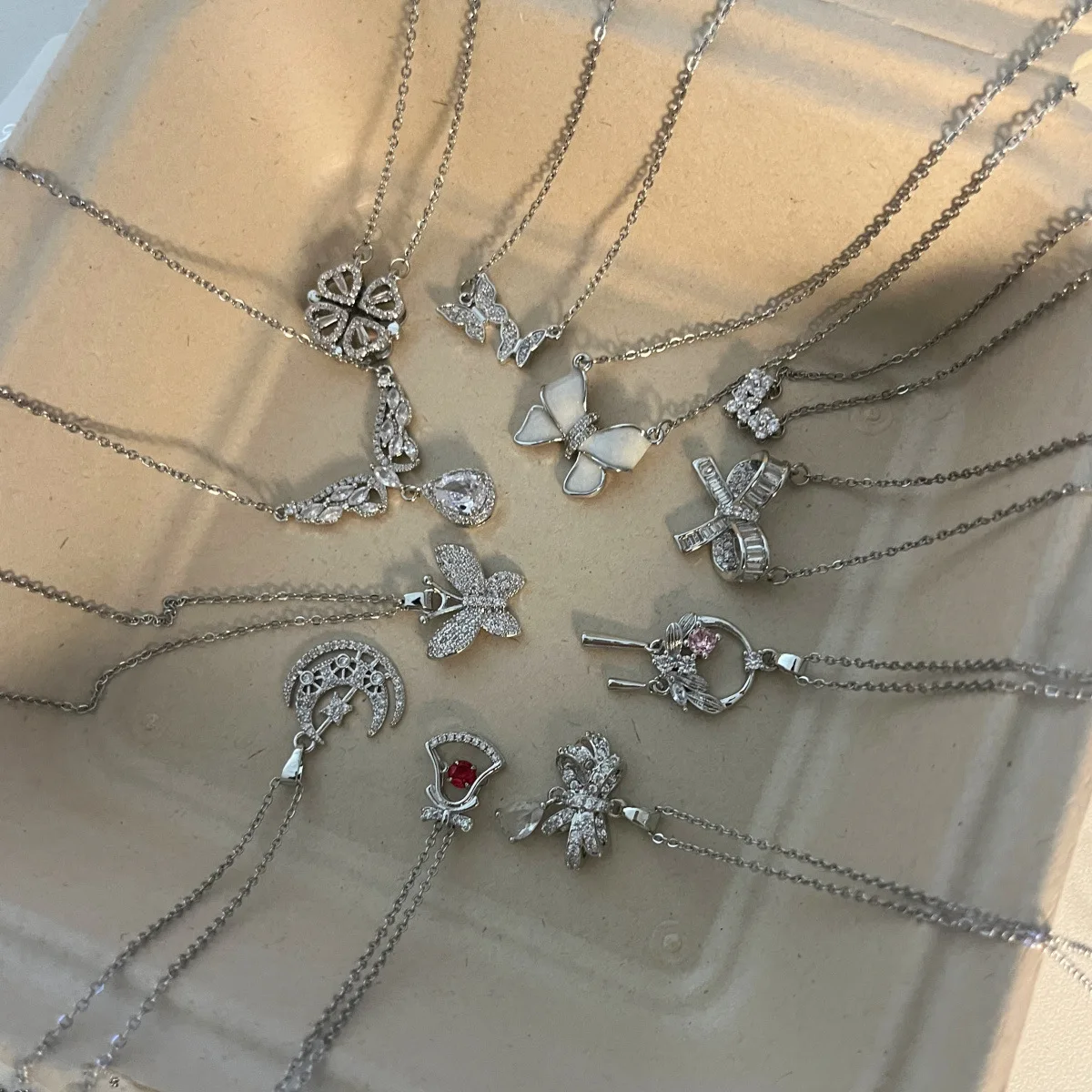 New light luxury titanium steel necklace female sense butterfly flower zircon pendant collarbone chain