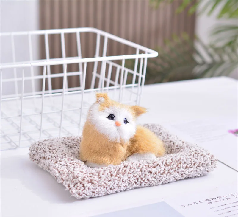 Cute Dog Dashboard Car Ornaments, Dog Figurine Statue Bobble Head Pet Toy Decor Auto Interior Desktop Decoration for  Car