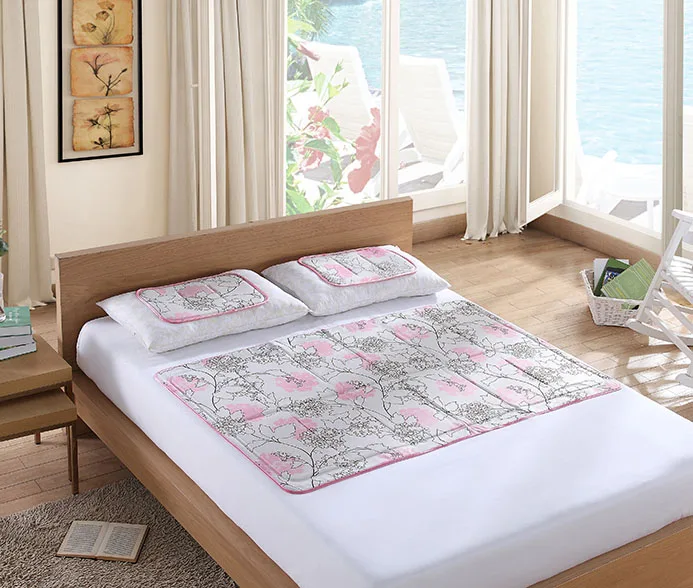 
High quality printed fabric Japan improved sleep mattress cool gel mattress pad cooling Gel Pad 