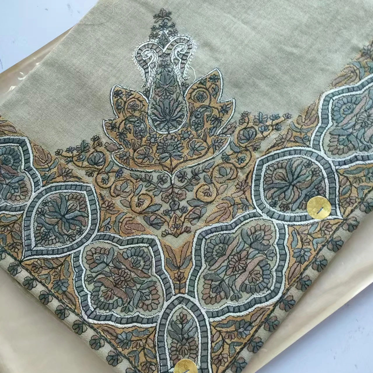 Ready Goods Embroidered Arab Yashmagh Shemagh Muslim Hijab Head Scarf With Many Color 55x55inch embroidery 10cm