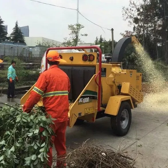 Easy to operate garden waste leaves branch wood chipper shredder machine Tree shredder wood chipper Brush Chipper