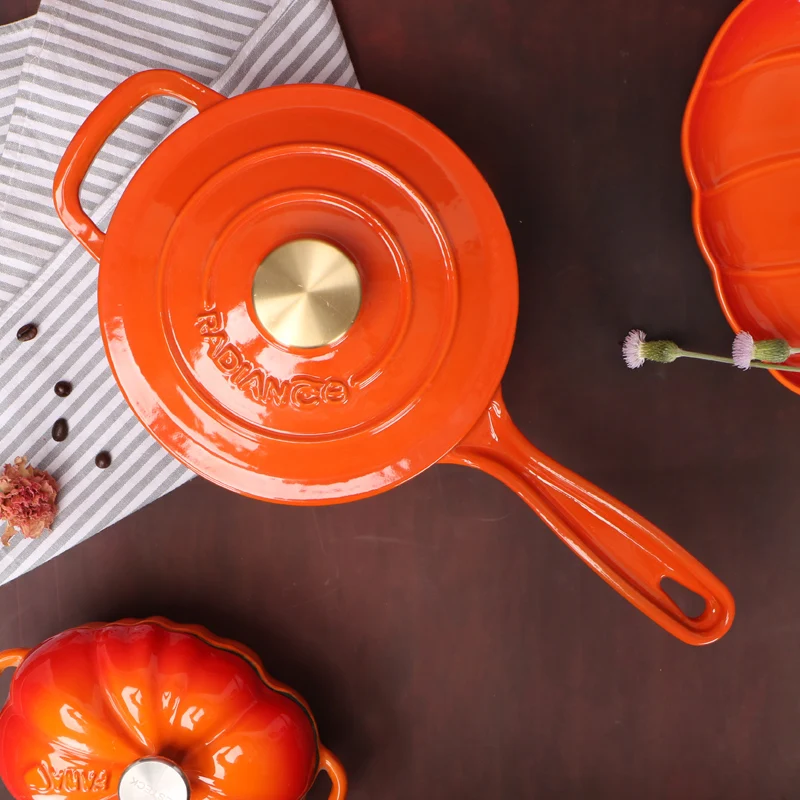 Induction Cooker Compatible Chinese Style Cast Iron Pot Set with Lid Portable Hot Pot Steel Milk Pot round Pattern for Soup Stew