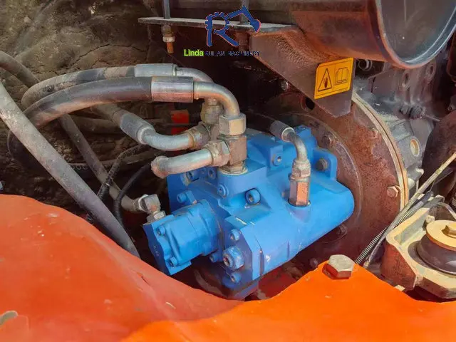 Free shipping 8ton mini excavator used original Doosan DH80gold Hydraulic crawler Secondhand backhoe digger Doosan DH80