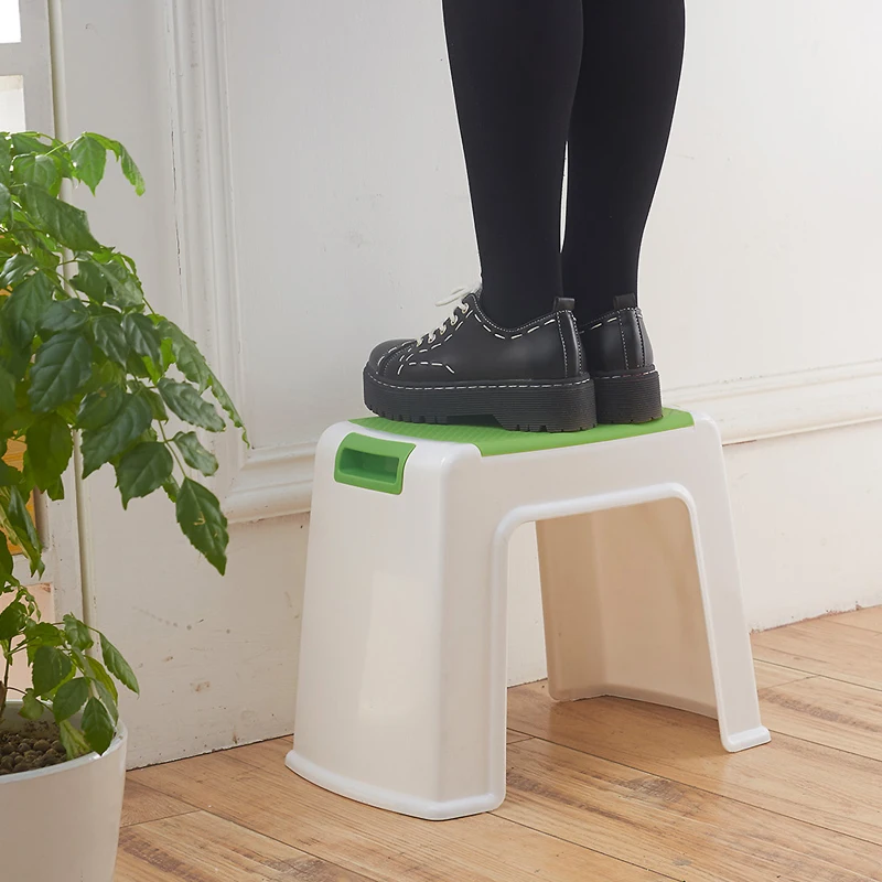 Thick and Middle size Kid dinning seat Durable Environmental protection Plastic mini chair small seat for livingroom Toy stool