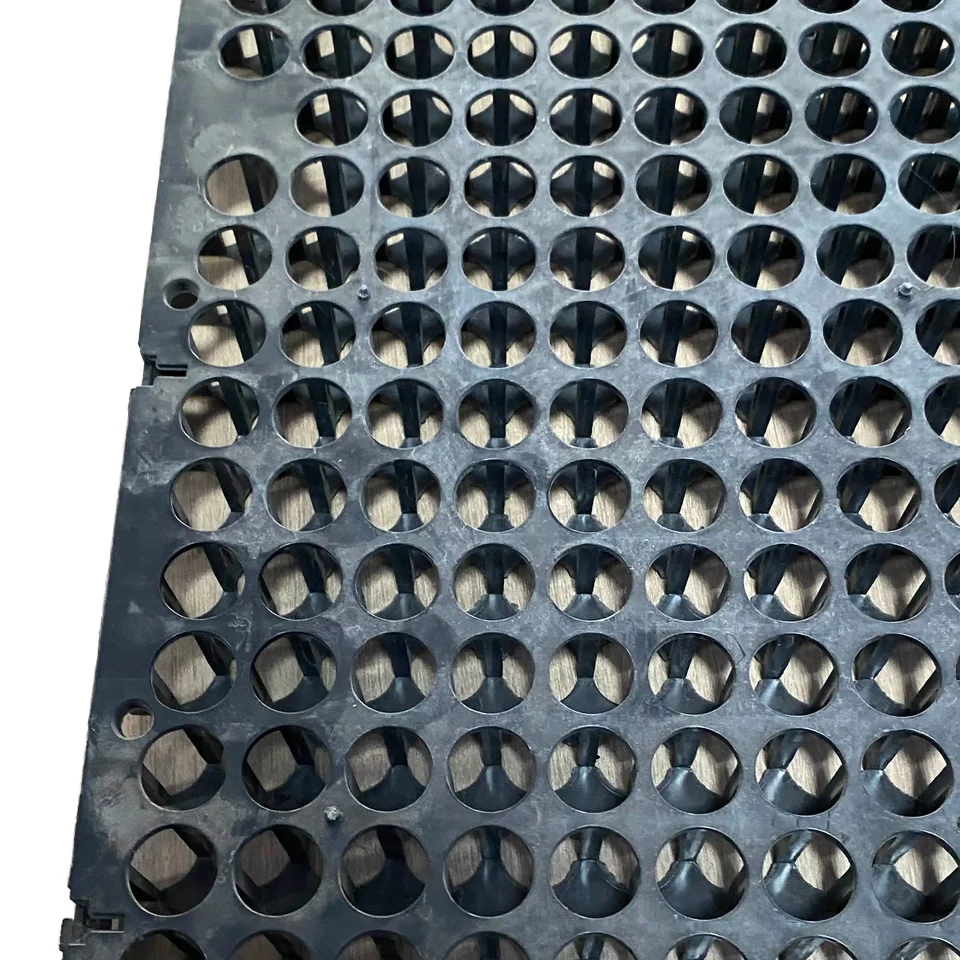 Водорасширяющаяся дренажная ячейка HDPE & PP 30 мм