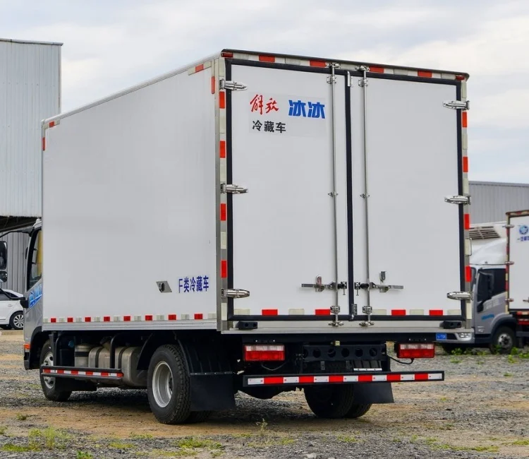 China FAW 4*2   Refrgerated truck  Fruit and vegetable ice cream freezer truck Refrigerated truck freezer