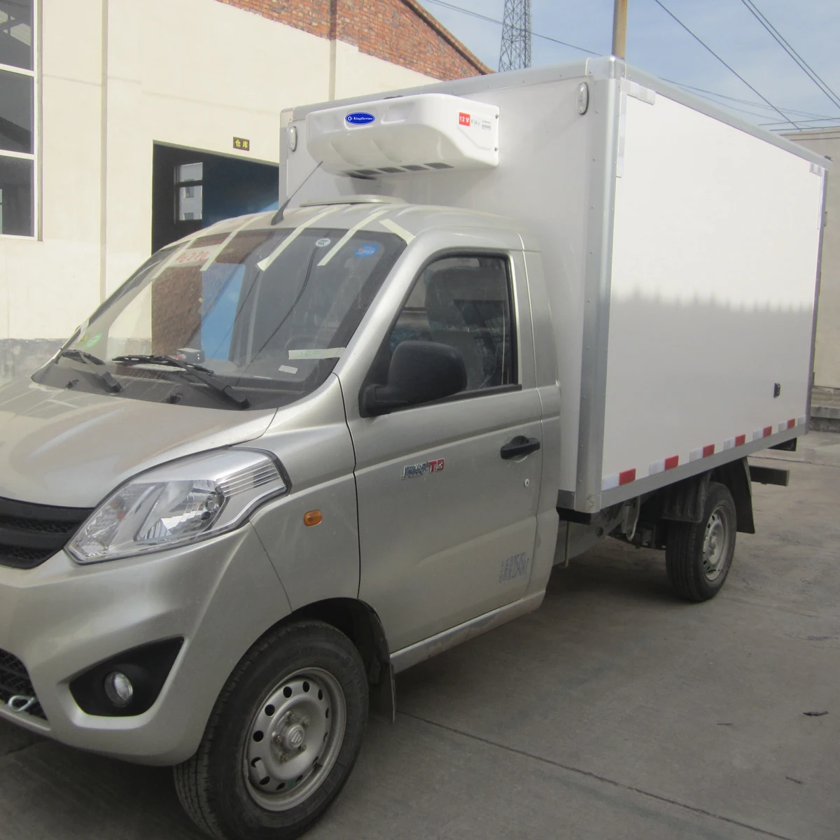 truck reefer units (10).jpg