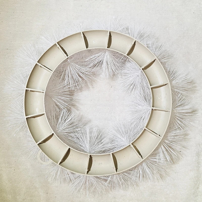 Wholesale Door Wreaths For All Seasons Christmas Easter Pinecone White Wreath Decoration