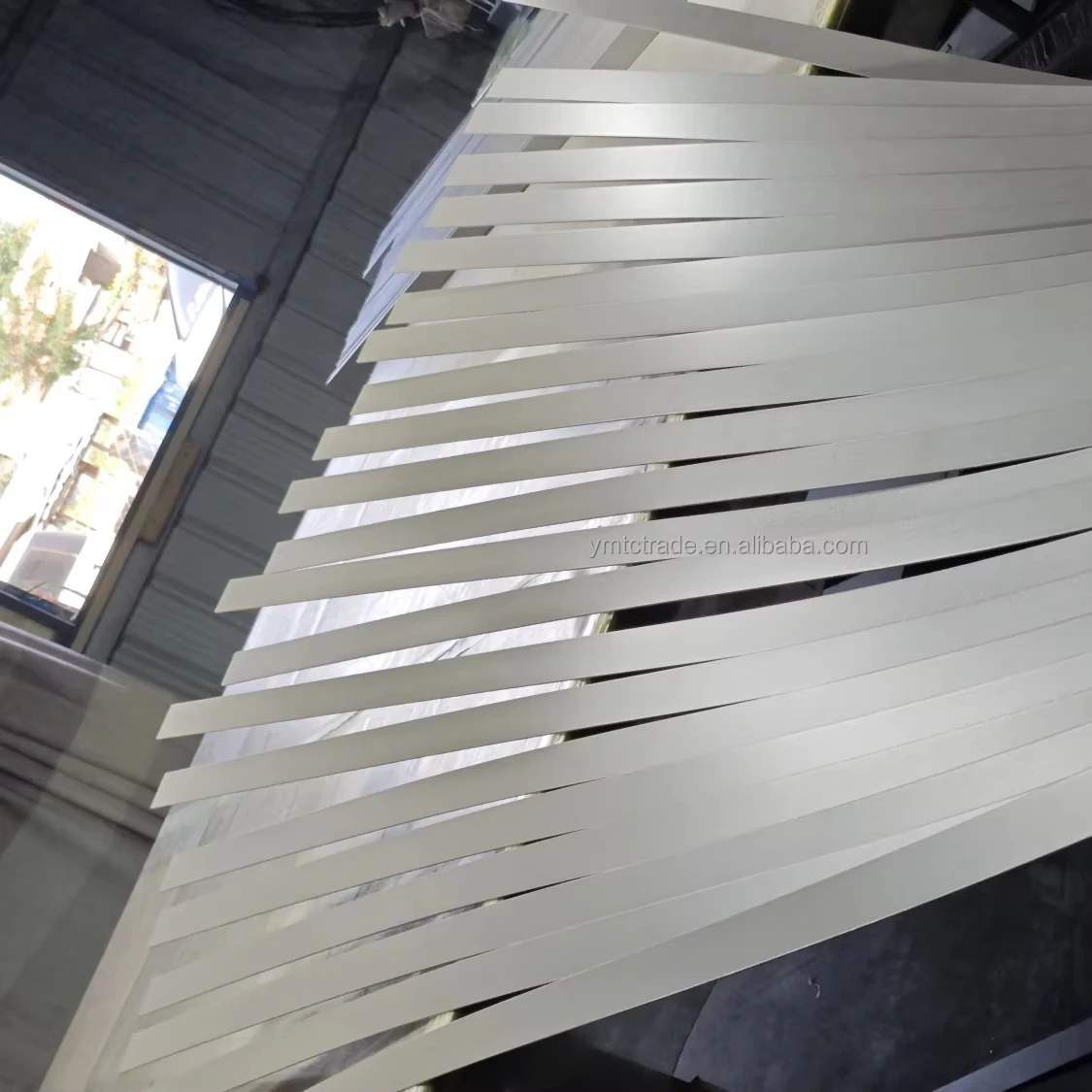 Stained painted blind slats pantone colors choosable blinds