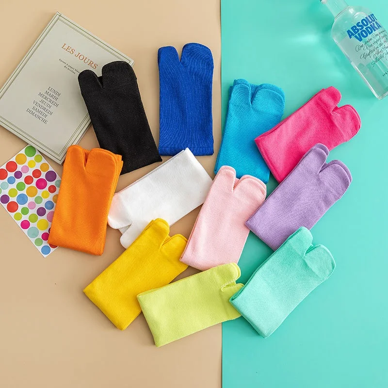 Wholesale Colored Separate Toe Flip Flops Socks Women Cotton Split Two Toe Tabi Socks