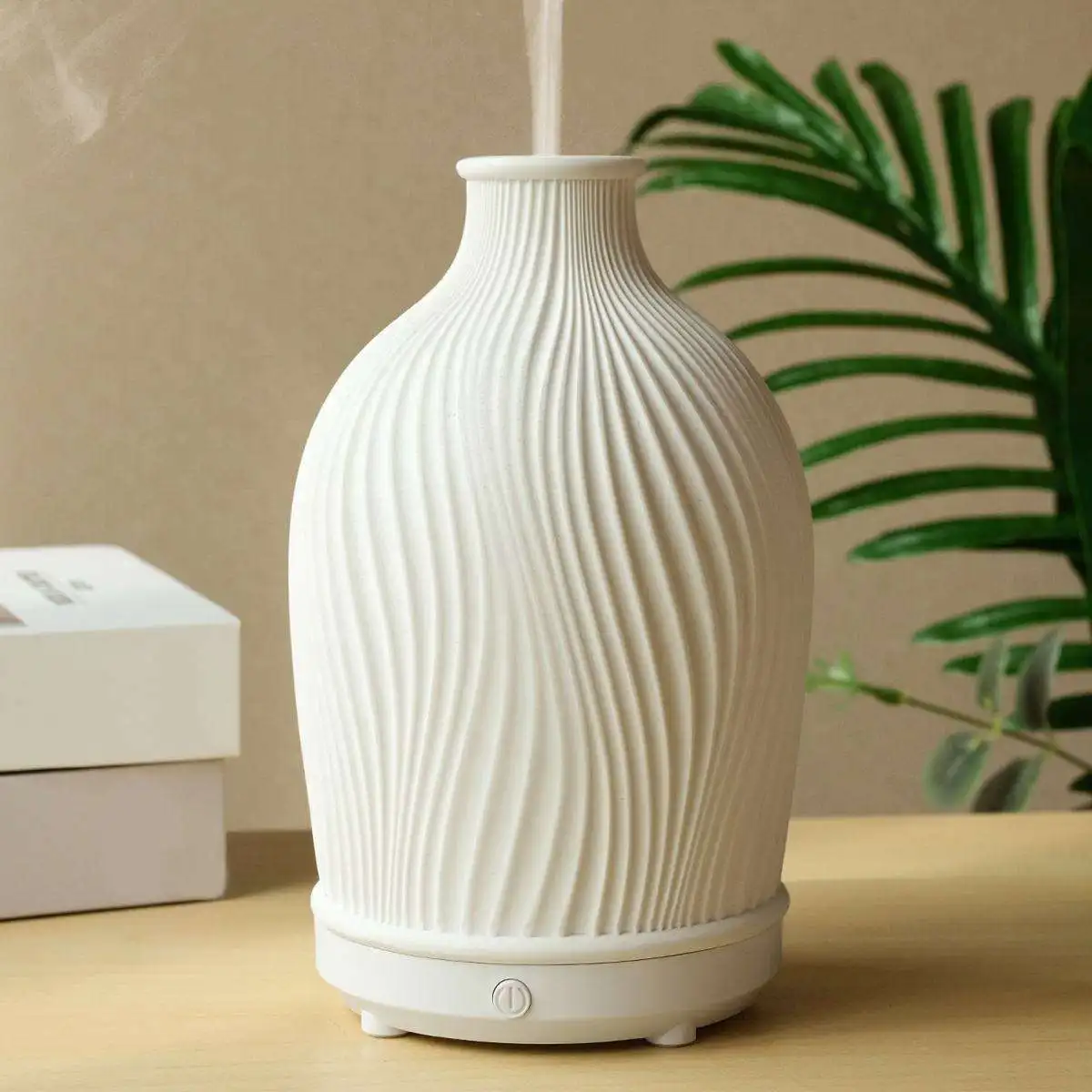 Customizable Decorative Vase Shape Artistic Flavor Elegant Polyresin Essential Oil Ceramic Diffuser Ultrasonic Humidifier