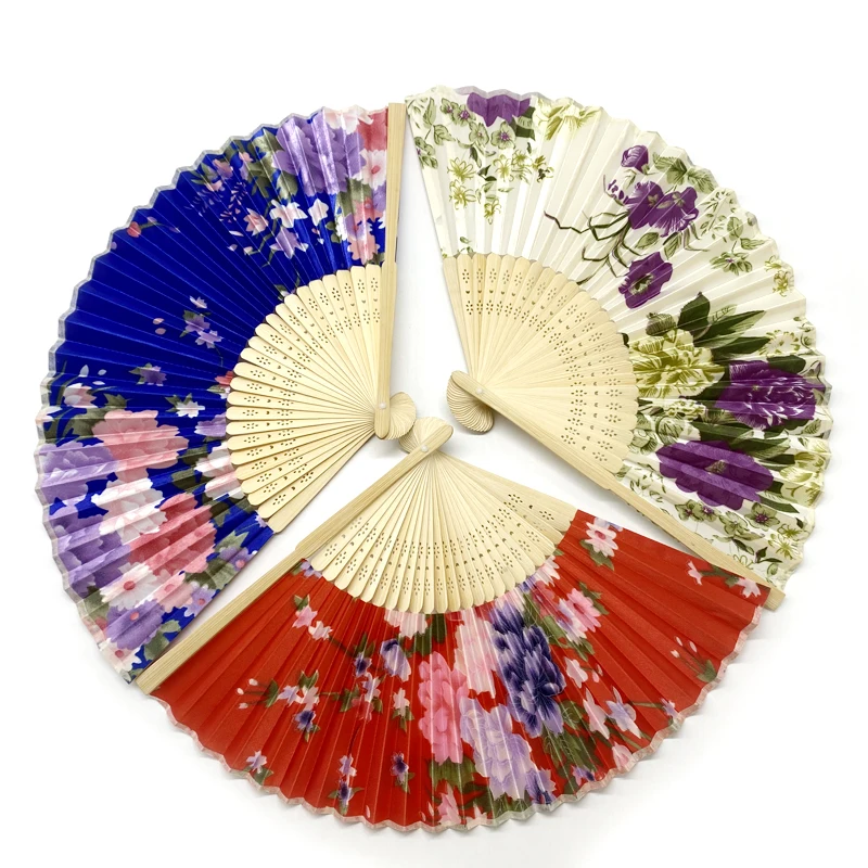 High quality  Personalized Print Engrave Wedding Favor Silk Fan Customized Name Cloth Hand Fan Wedding Gift